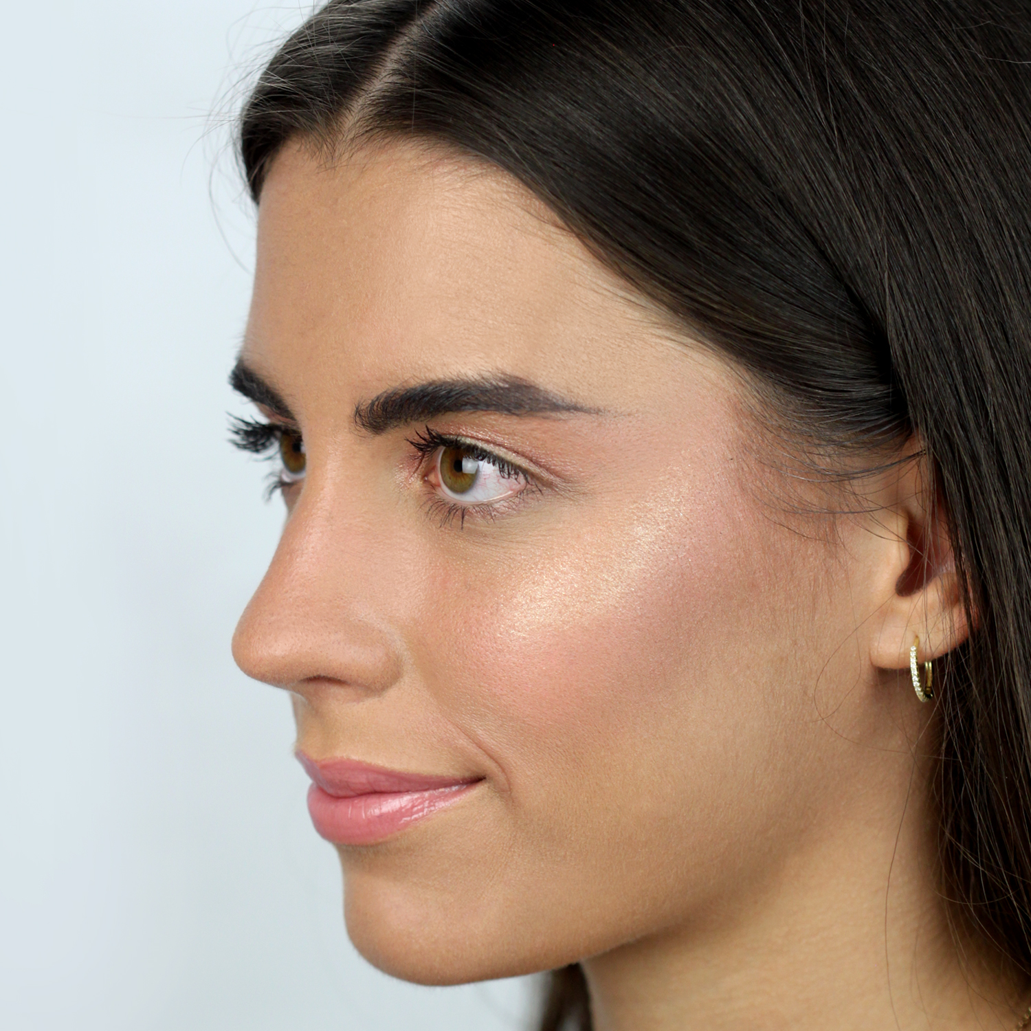 MOYRA GenZ Intergalactic creamy highlighter 02 Enlighten me izgaismotājs, 4.5 ml