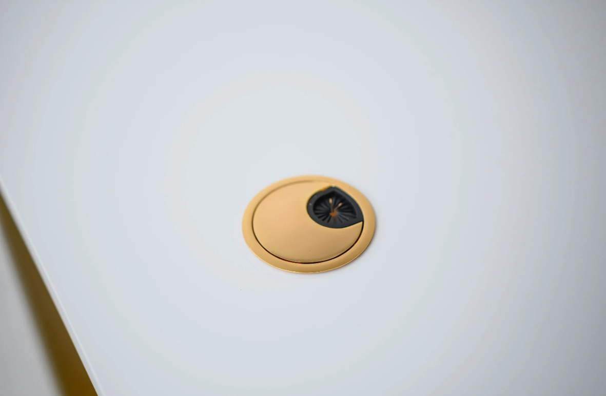 Afinia Manikīra galds Art Deco X Gold ar iebūvētu putekļu savācēju NDC 2000