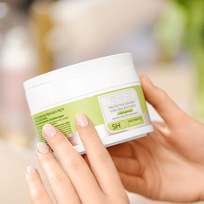 PHARM FOOT Мазь для трещин на пятках с озоновым маслом, CRACKED HEEL PROTECTOR 200ml