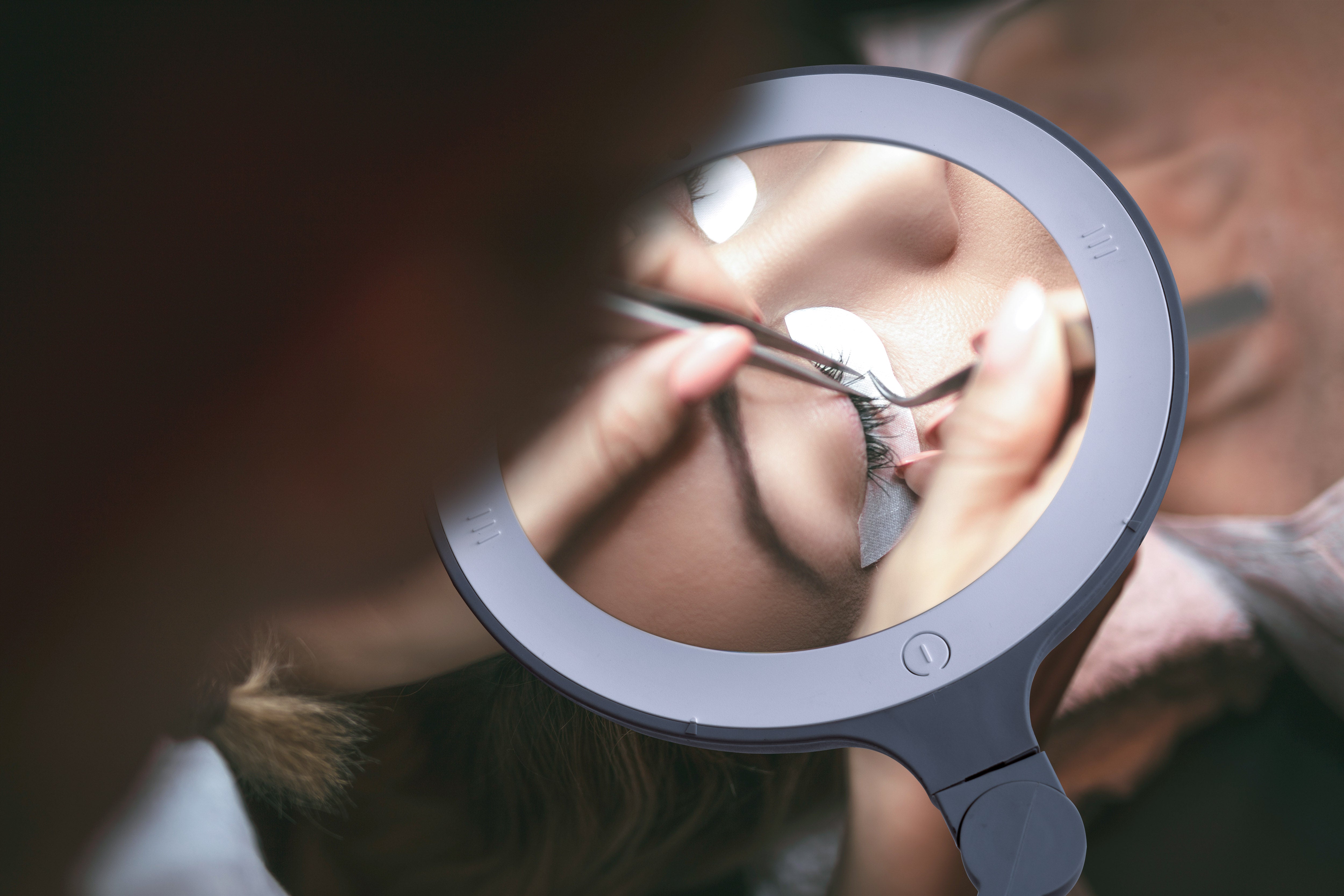 Daylight galda un grīdas LED lampa - ar 2iem palielinātājiem [iQ Magnifier]