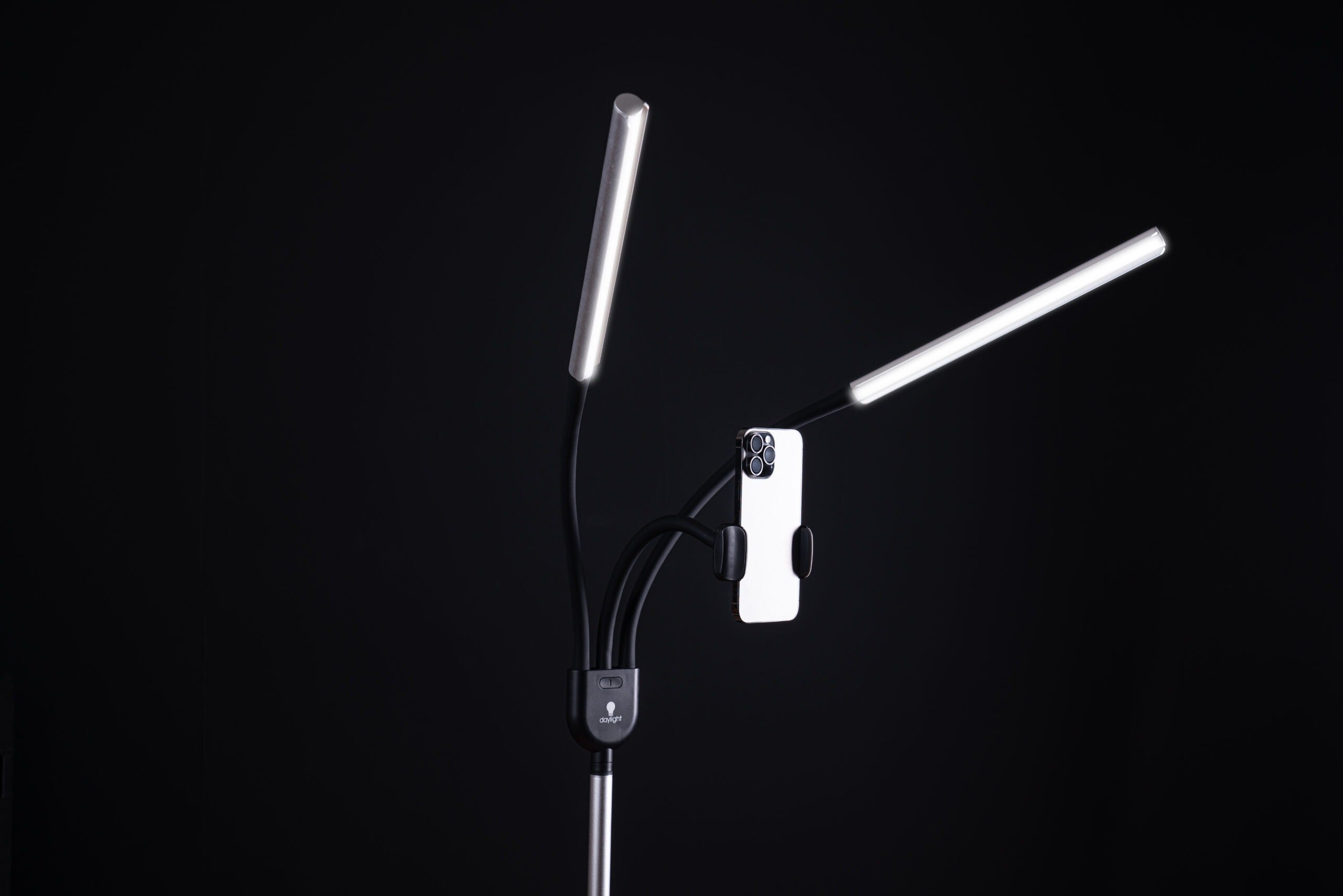 Daylight LED lamp - 2-panel floor lamp for professionals [Gemini Floor]