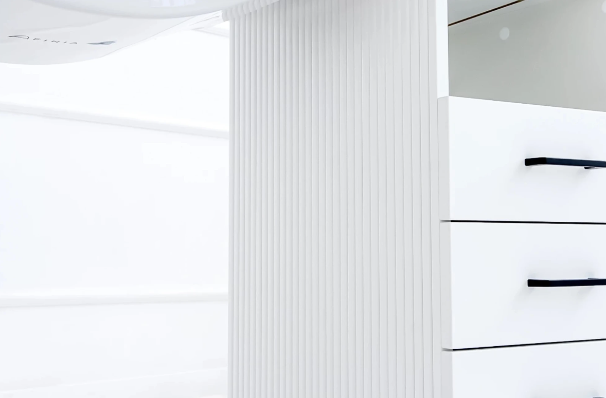 Afinia Manikīra galds Prime Black ar iebūvētu putekļu savācēju NDC 2000